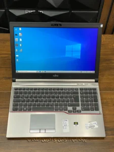 Fujitsu Celsius H760